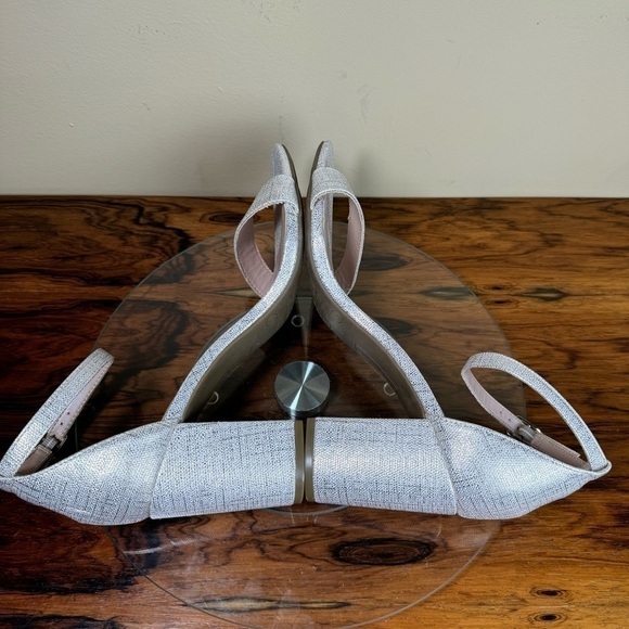 BANDOLINO Women's Armory Dress Sandals - silver metallic - size 10 - Picture 8 of 13